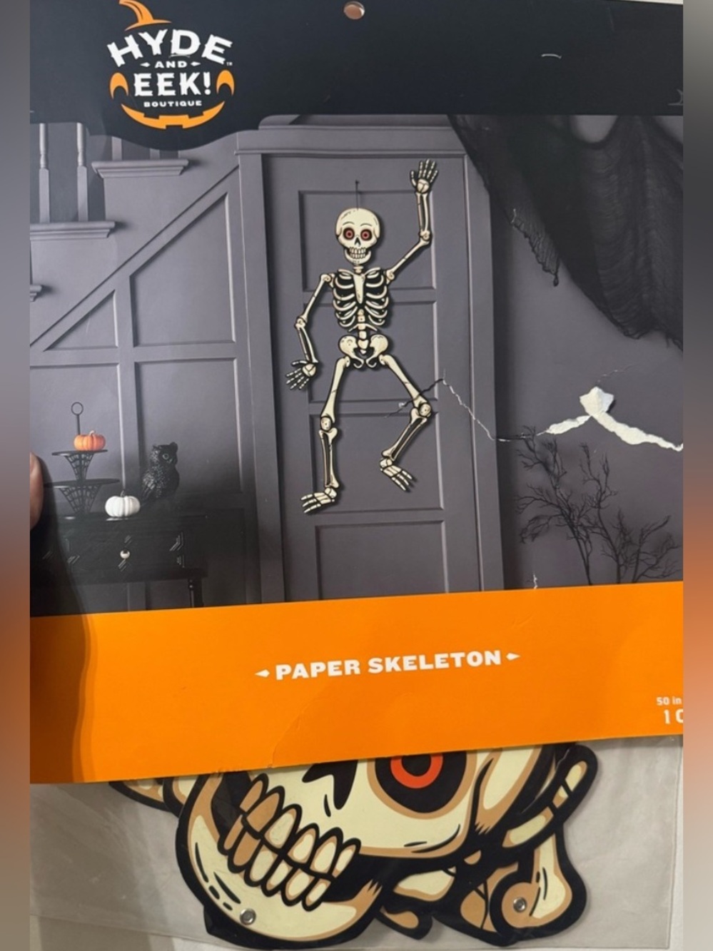 Hyde & Eek! Cream and Black Paper Skeleton Wall Decor